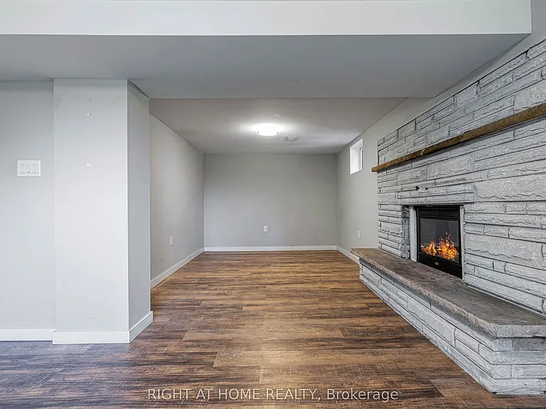 297 Geneva Ave #LOWER — Photo 3