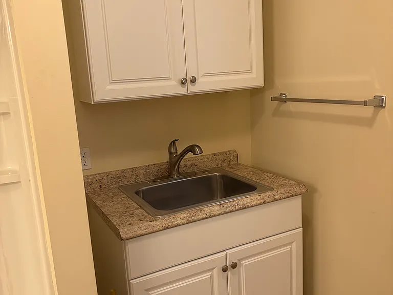 1101 Burning Tree Ln — Photo 15