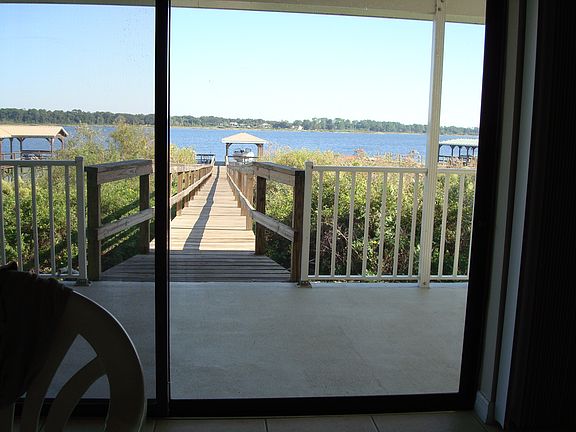 2nd image of 1721 Lake Villa Dr