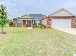 110 Somer Creek Ln, Huntsville, AL 35811