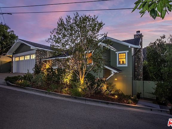 2nd image of 2201 Beech Knoll Rd