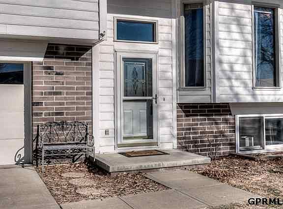 2nd image of 15324 Green Ave