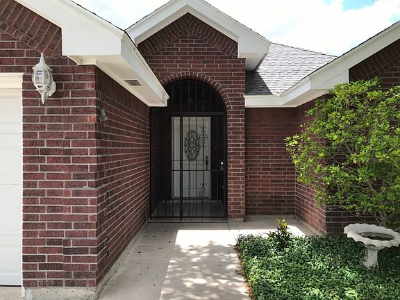 2nd image of 3805 W Hackberry Ave
