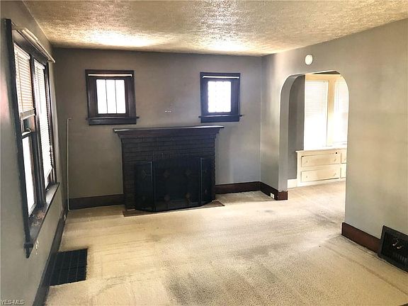 4th image of 100 Victor Ave