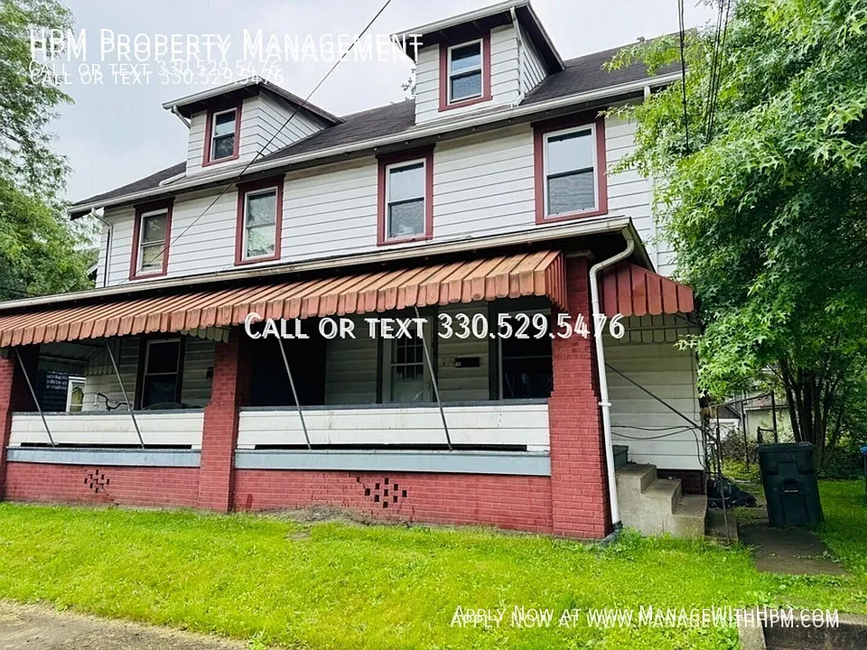 304 Chicago Pl NW