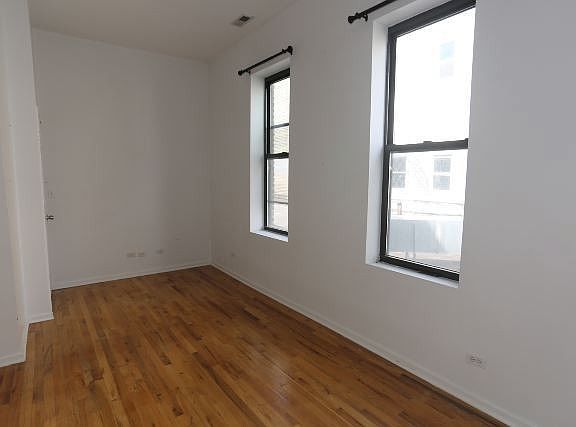 3rd image of 1753 W Chicago Ave #A02c