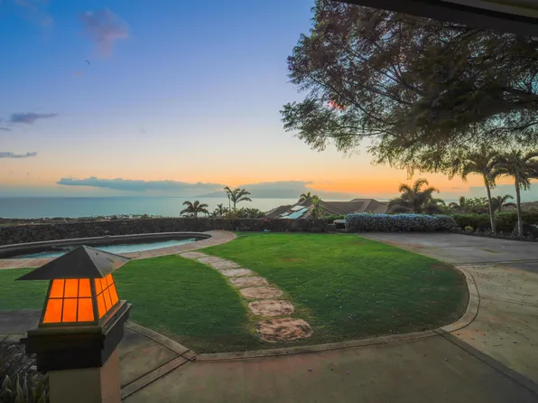 202 Paia Pohaku Pl #B, Lahaina, HI 96761