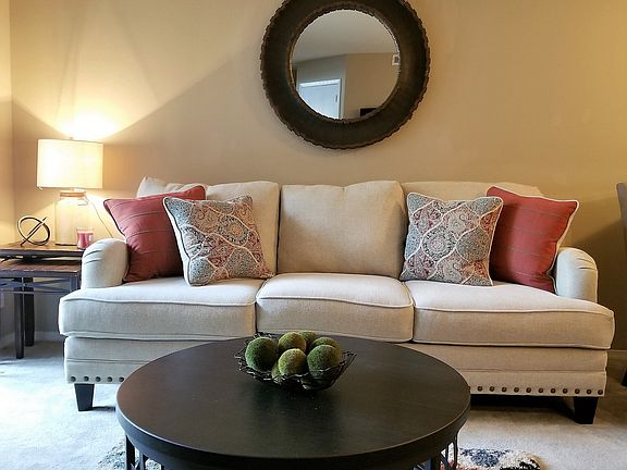 4th image of 5625 Hunters Valley Ct #5735F