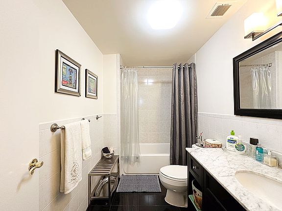 5th image of 62-10 Woodside Ave #306