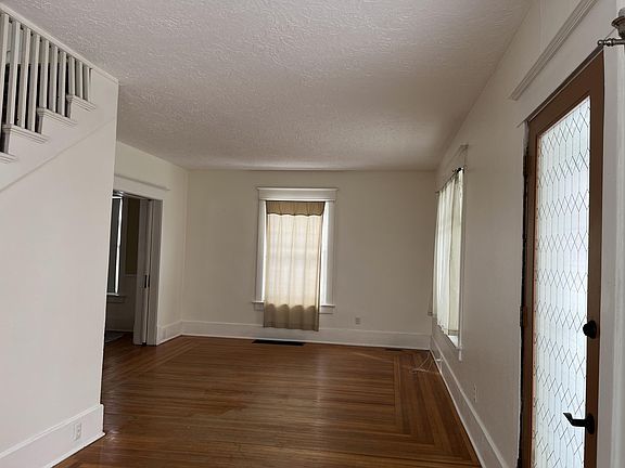 5th image of 1530 12th Ave