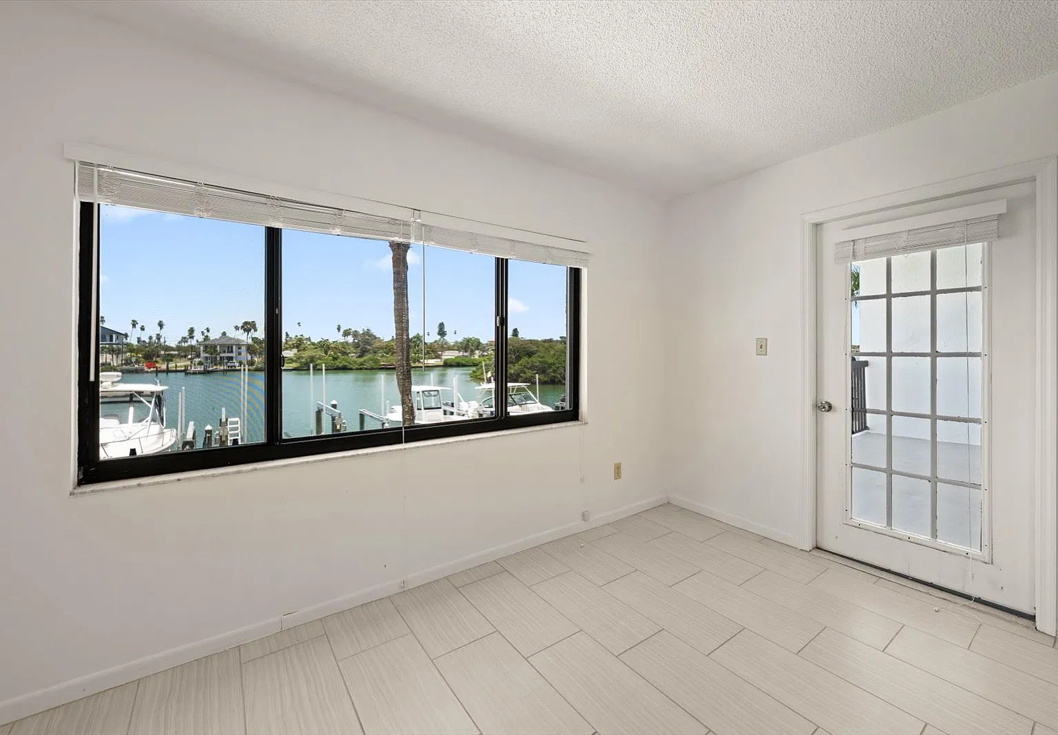 3111 Pass A Grille Way — Photo 3