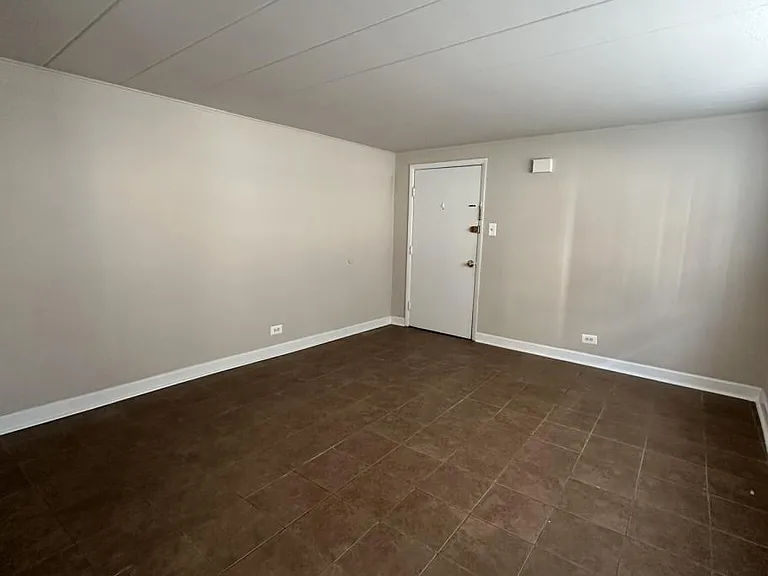 9610 Ivanhoe Ave #14 — Photo 10