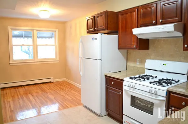 Rented by Living New York | media 8