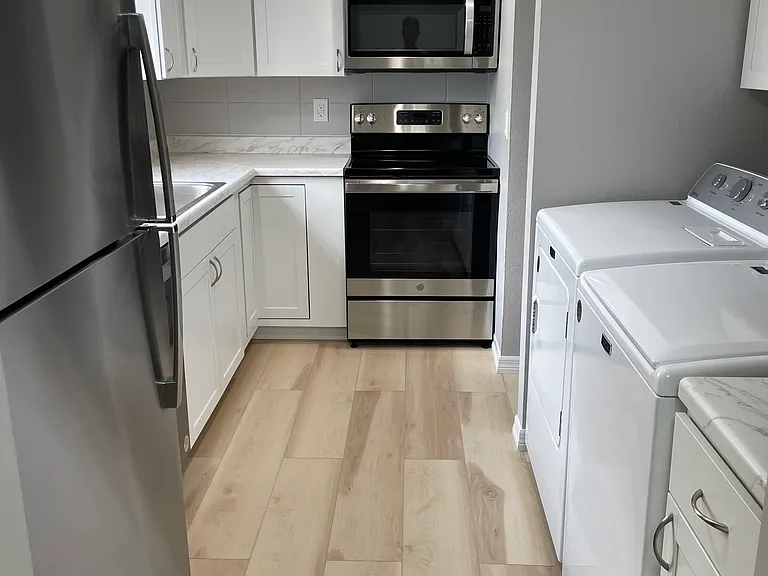 3666 Pearl St — Photo 5