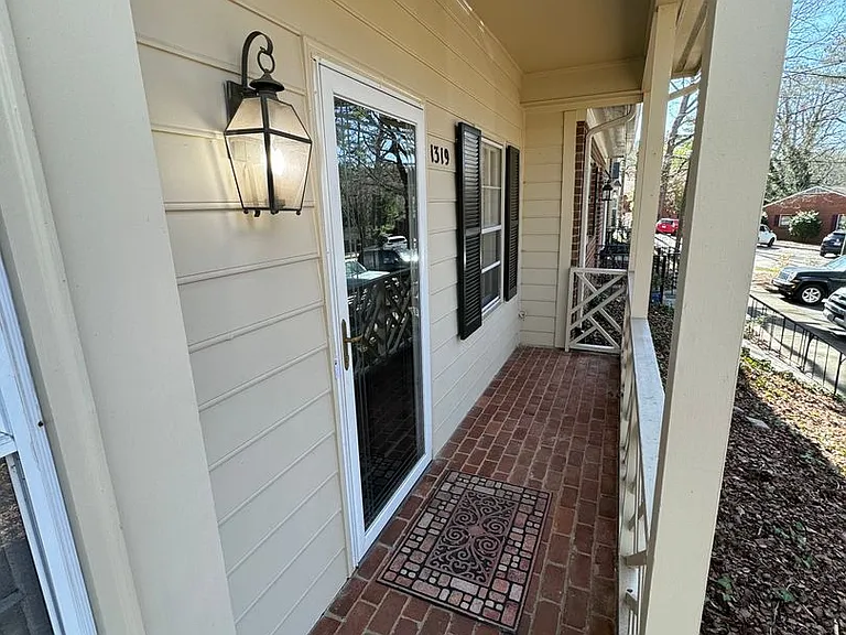 1319 Dylan Heath Ct — Photo 4
