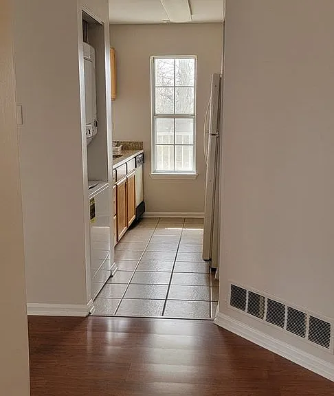 1024 Willings Way — Photo 2