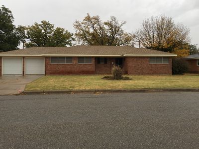 2226 Chestnut Dr, Pampa, TX, 79065
