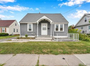 224 Cayuga Rd, Cheektowaga, NY 14225