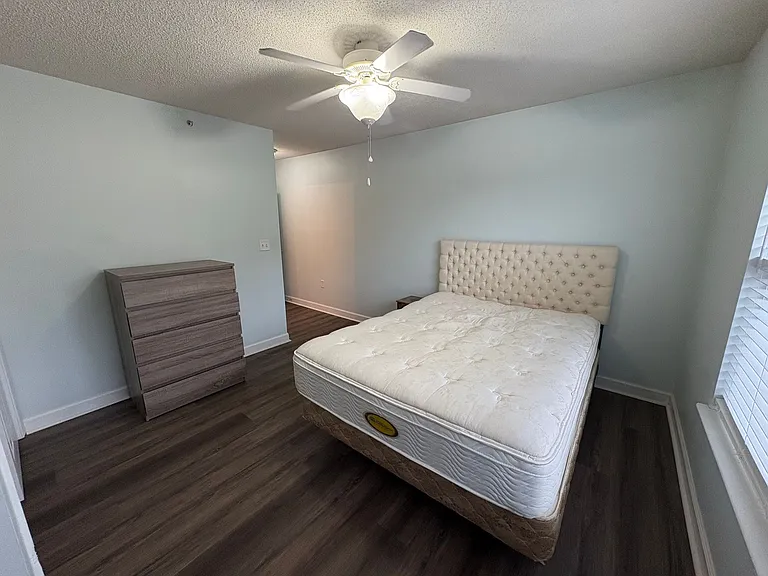 731 Harts Cove Way — Photo 37