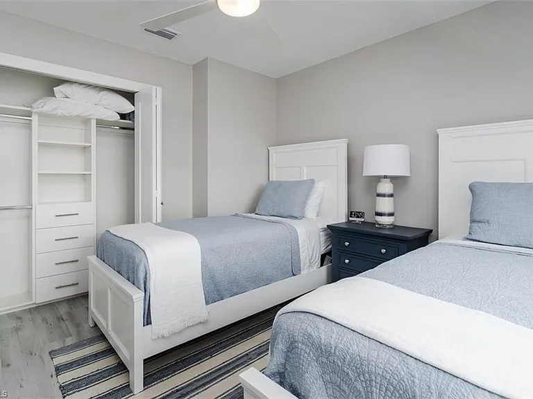 834 Gulf Pavilion Dr #204 — Photo 23