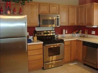 19034 Jacobs St, Omaha, NE 68135