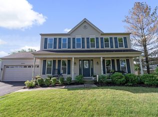 860 Dugout Trl, Carol Stream, IL 60188