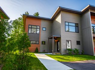 28 Bowman Ln Unit 4, Wilmington, NY 12997