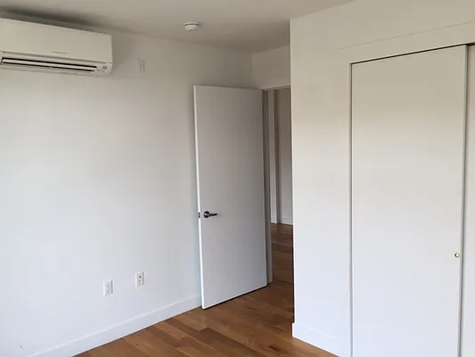 Rented by Kurāte NY | media 18