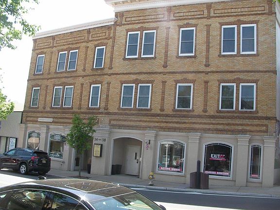 2nd image of 34 Main St