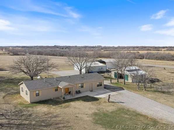 24042 N County Road 3330, Wynnewood, OK 73098