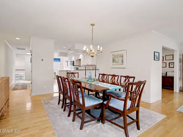 500 River Rd APT 3, Greenwich, CT 06807