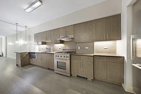 Rented by Compass | media 26