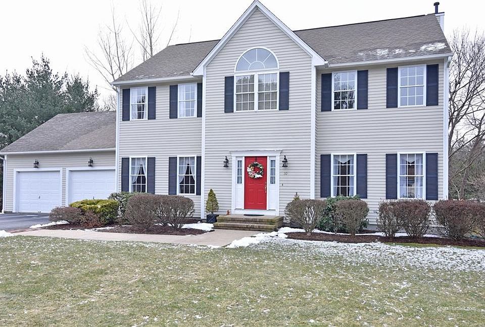 1st image of 10 Jefferson Dr