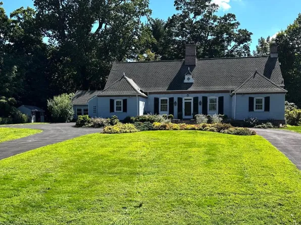 919 Frazier Rd, Rydal, PA 19046