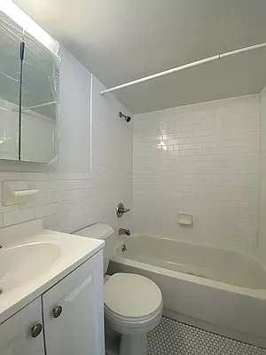 Rented by Voro NYC | media 20