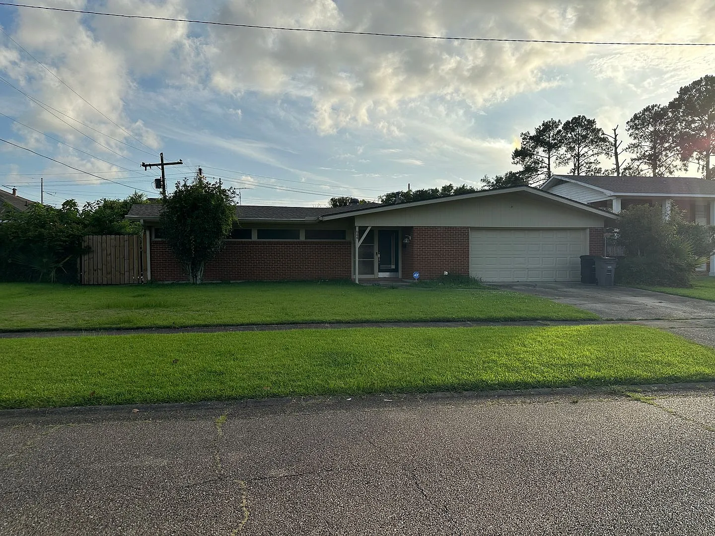 Mid City South Home For Rent — Photo 1