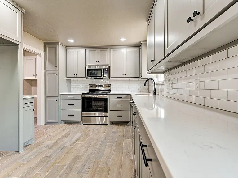 501 N Morgan Dr — Photo 16