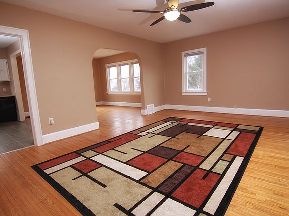 Spacious Living Room