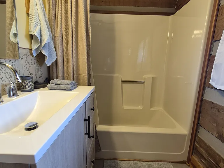 331 Drain Rd — Photo 6