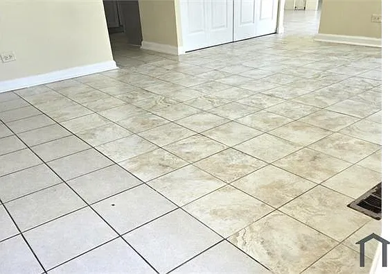 1751 Queensbury Cir — Photo 13