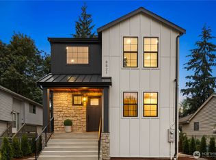 Crown Hill, Seattle, WA 98117