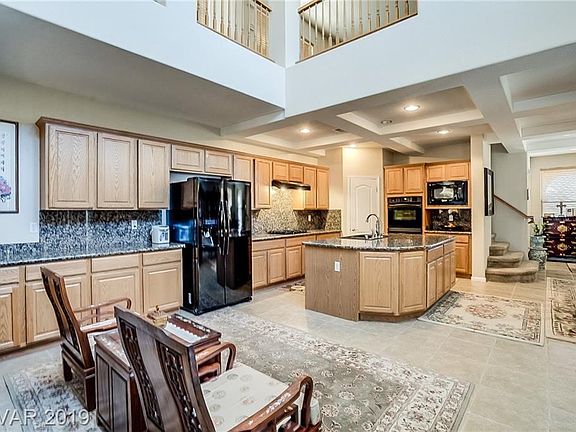 5th image of 5712 Mammoth Mountain St