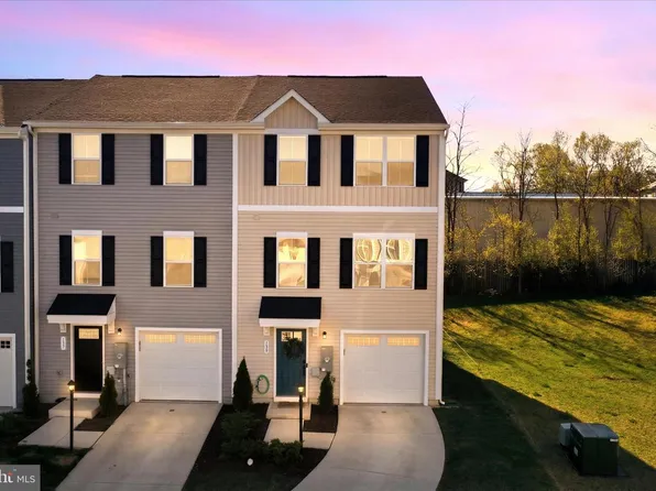 139 Kensington Cir, Middletown, VA 22645