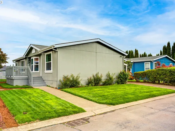 5056 Briarwood Cir NE #21, Salem, OR 97303