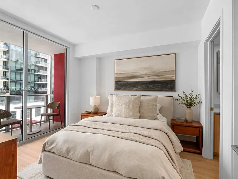 90 NE 32nd St #806 — Photo 7