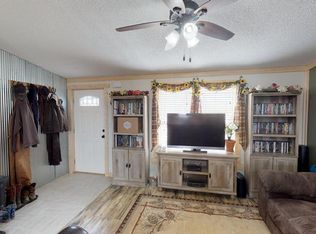 24 Lane 3, Deaver, WY 82421