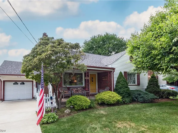 180 Struthers Liberty Rd, Campbell, OH 44405