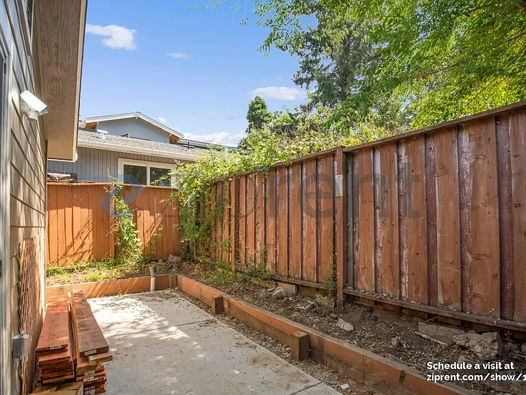 4018 Edwards Ave — Photo 13