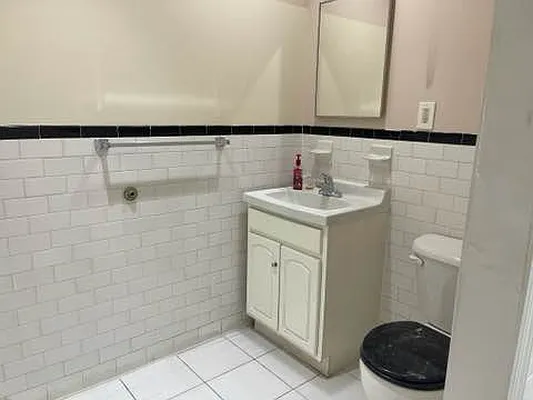 Rented by Ideal Properties Group | media 25