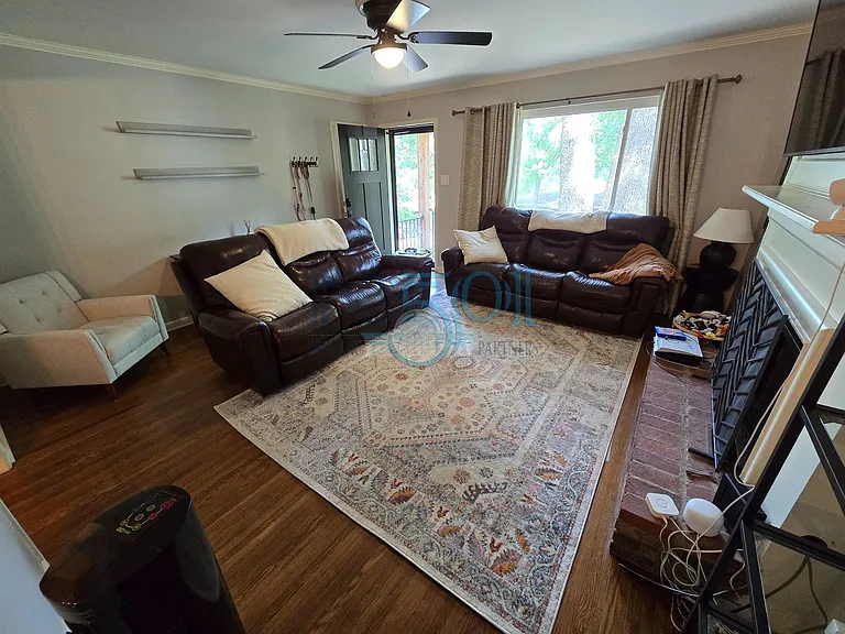 504 Mellon St — Photo 13